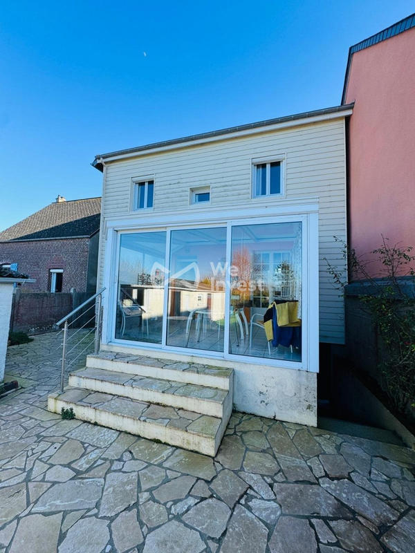 Maison - 98 m² - 6 pièces