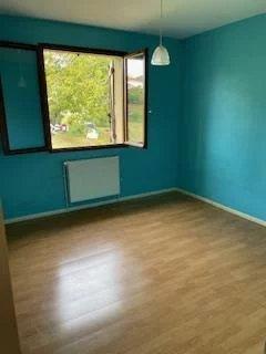 Maison - 180 m² - 8 pièces