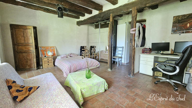 Maison ancienne - 413 m² - 11 pièces