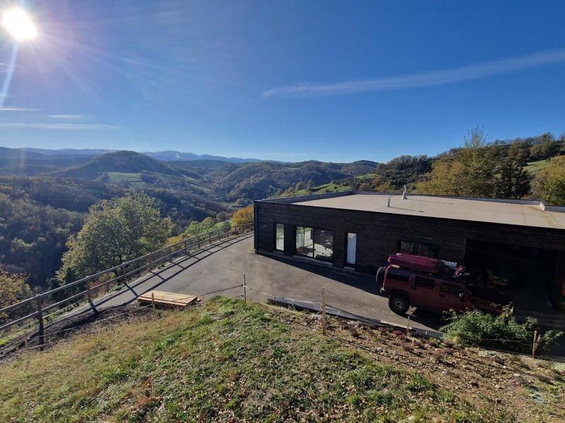 Maison de bois - 174 m² - 5 pièces