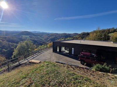 Maison de bois - 174 m² - 5 pièces