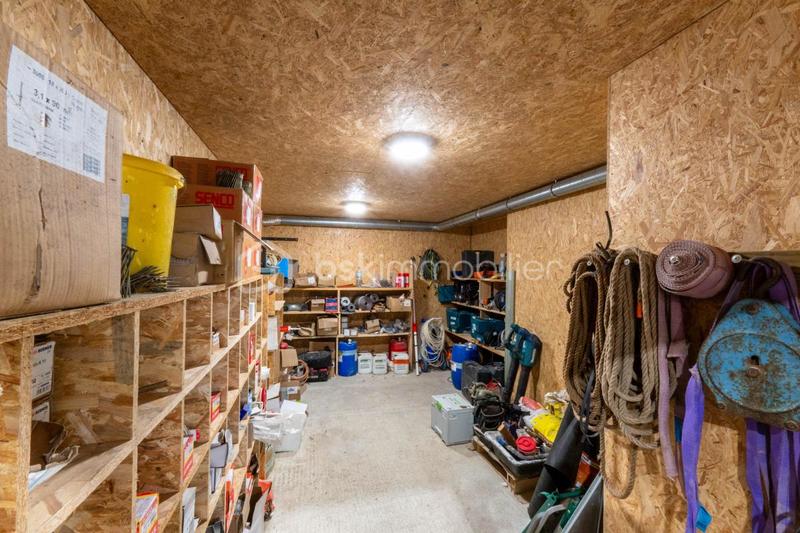 Immeuble - 646 m² - 4 pièces