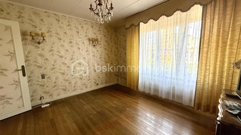 Maison - 153 m² - 7 pièces