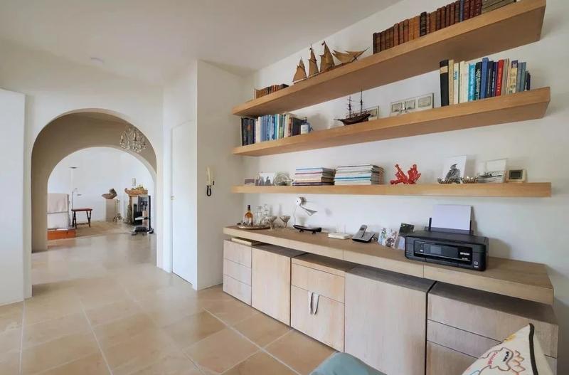 Villa - 240 m² - 8 pièces