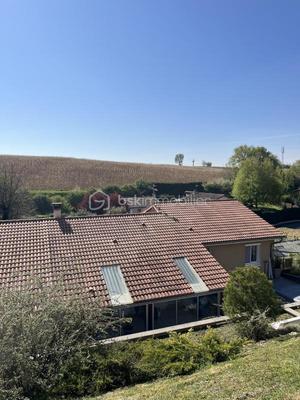 Maison - 131 m² - 6 pièces