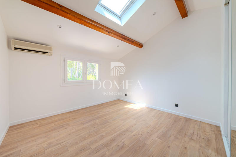 Villa - 151 m² - 7 pièces