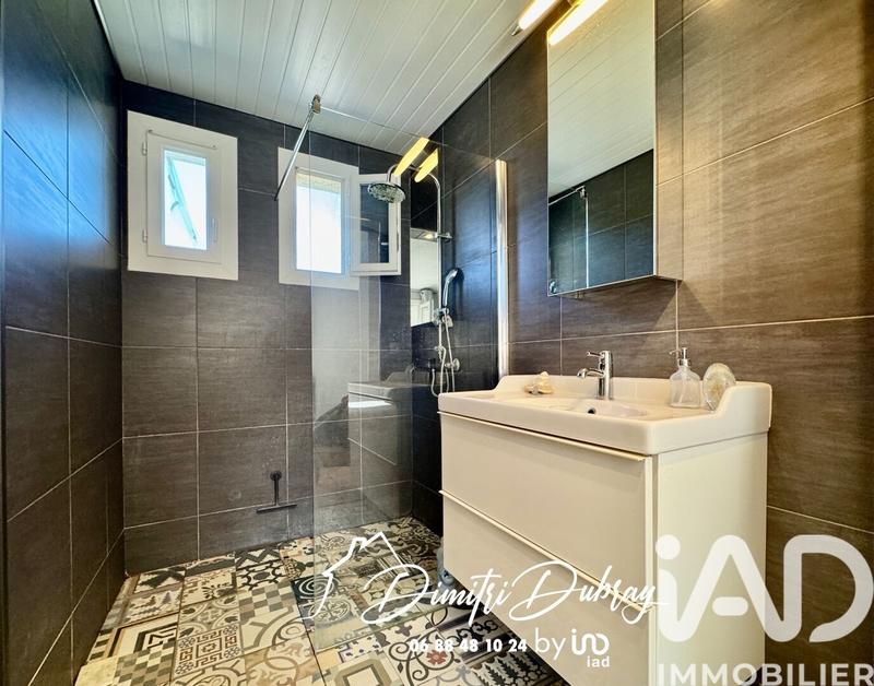 Maison - 96 m² - 4 pièces