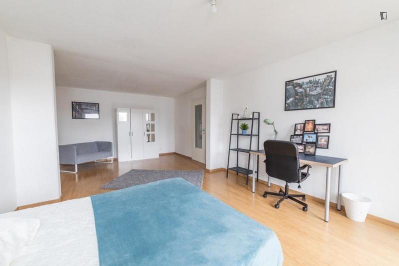 Chambre - 23 m² - 4 pièces