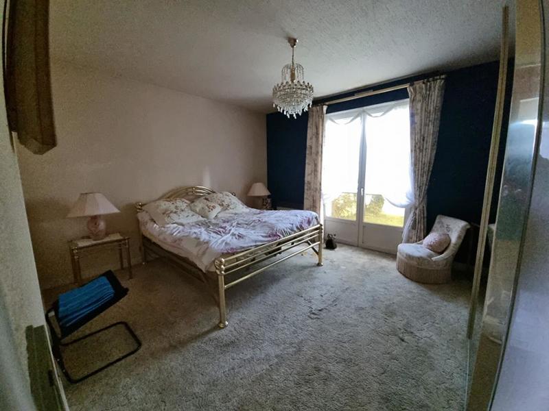 Maison - 156 m² - 8 pièces