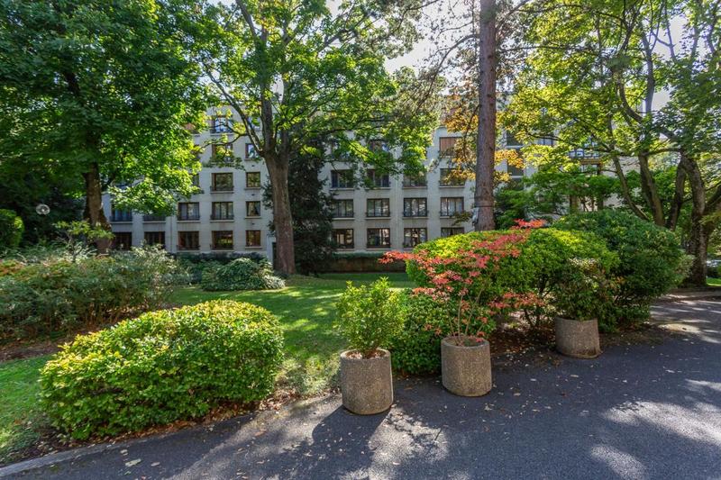 Appartement - 148 m² - 5 pièces