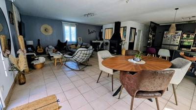 Villa - 163 m² - 6 pièces