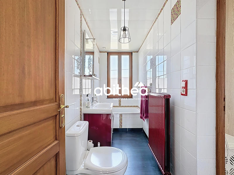 Maison - 144 m² - 5 pièces