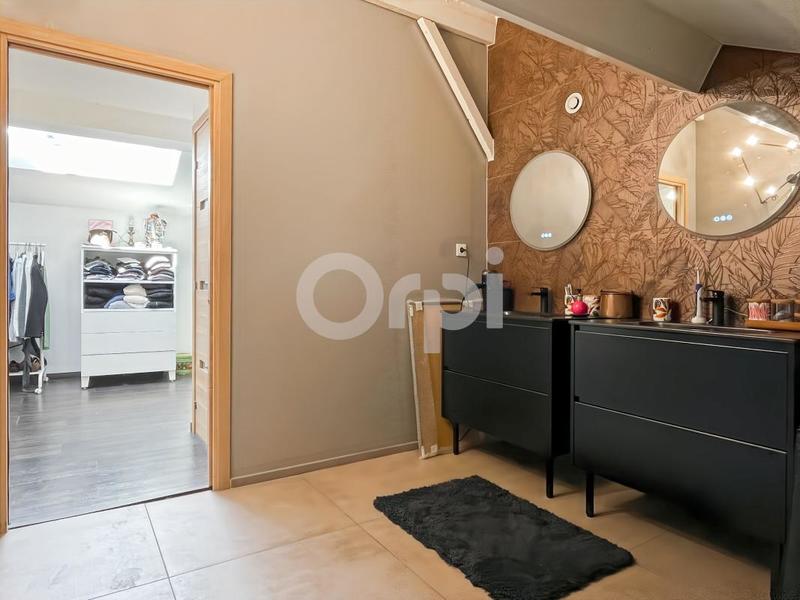 Propriété - 276 m² - 10 pièces