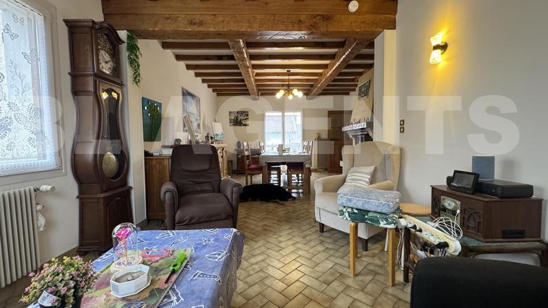 Maison - 213 m² - 8 pièces