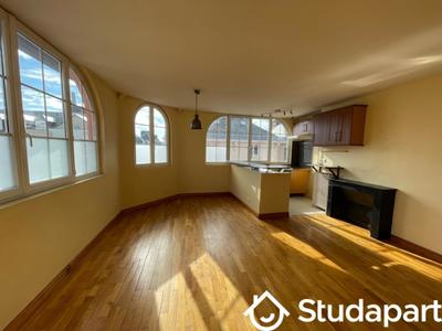 Appartement - 70 m² - 4 pièces