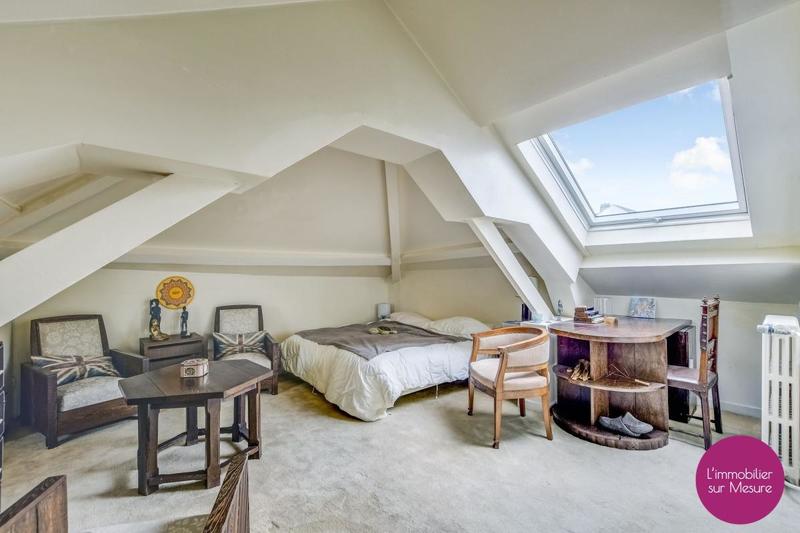 Villa - 260 m² - 9 pièces