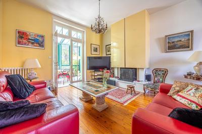 Maison - 182 m² - 6 pièces