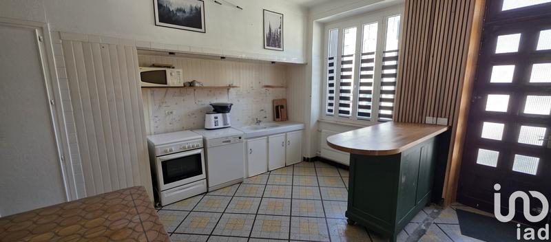 Maison - 280 m² - 9 pièces