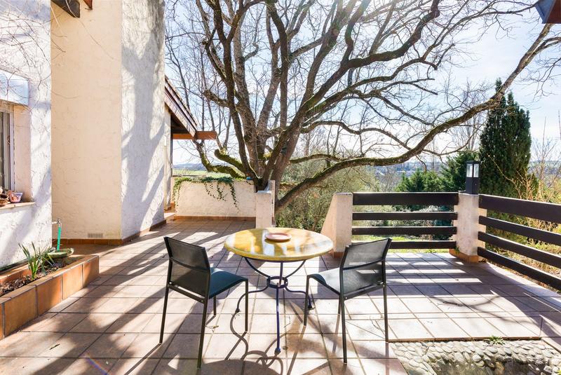 Maison traditionnelle - 421 m² - 8 pièces