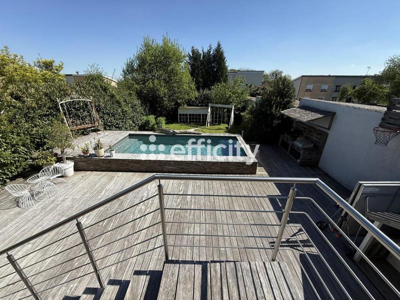 Maison en pierre - 190 m² - 7 pièces