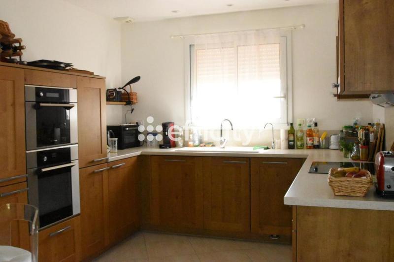 Pavillon - 111 m² - 6 pièces