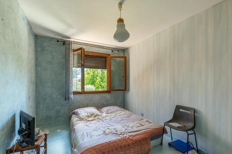 Maison - 215 m² - 9 pièces