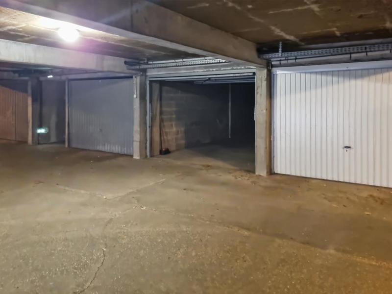 Garage - 25 m²