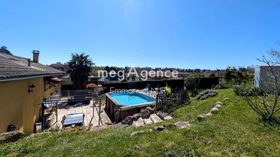 Maison - 110 m² - 4 pièces