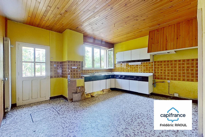 Maison - 215 m² - 6 pièces