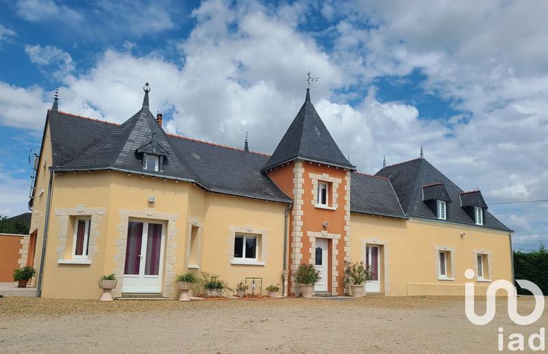 Maison - 243 m² - 8 pièces