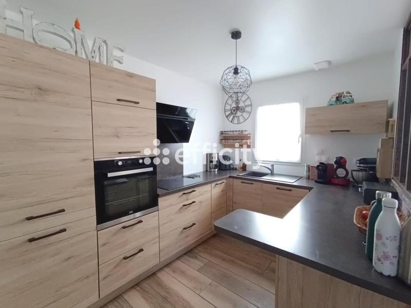 Maison - 95 m² - 5 pièces