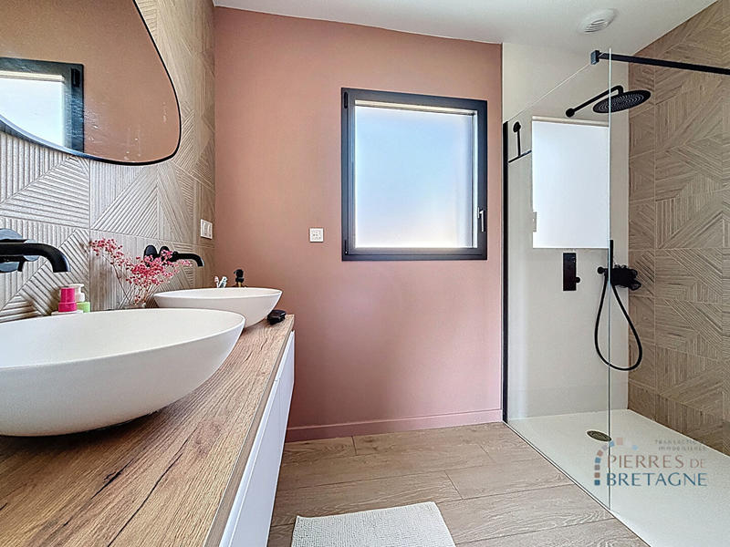 Maison - 164 m² - 7 pièces