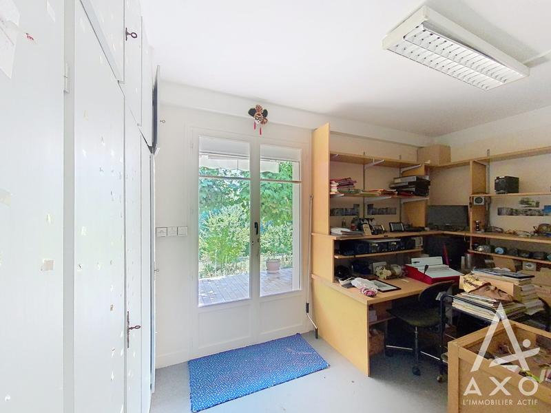 Maison - 228 m² - 7 pièces