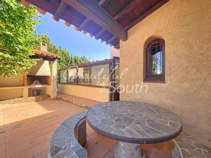 Villa - 225 m² - 7 pièces