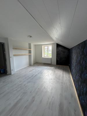 Maison - 242 m² - 8 pièces