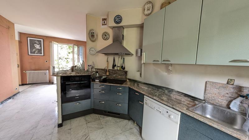 Villa - 251 m² - 8 pièces