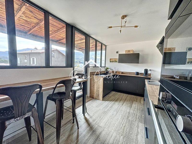 Duplex - 100 m² - 4 pièces