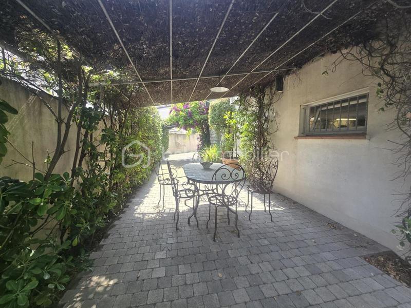 Maison d'architecte - 220 m² - 6 pièces