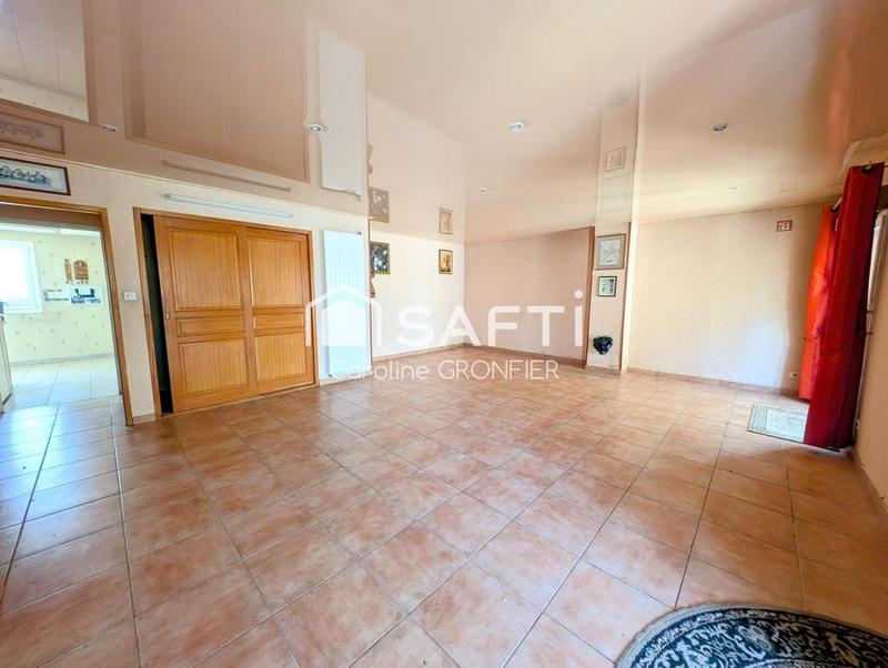 Maison - 174 m² - 7 pièces