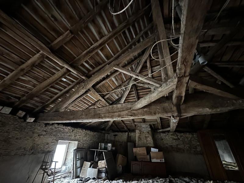 Maison ancienne - 206 m² - 7 pièces