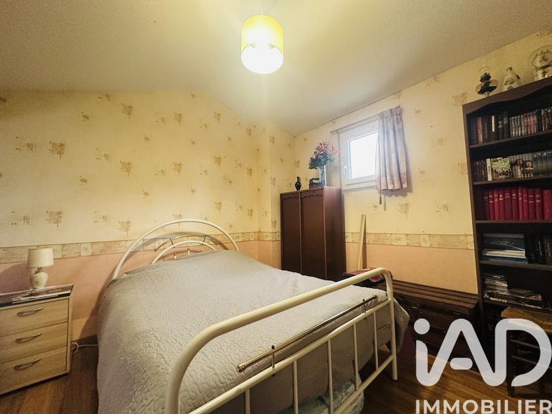 Maison - 207 m² - 9 pièces