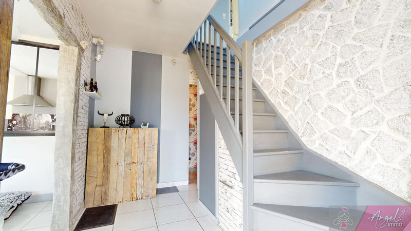 Maison - 118 m² - 6 pièces