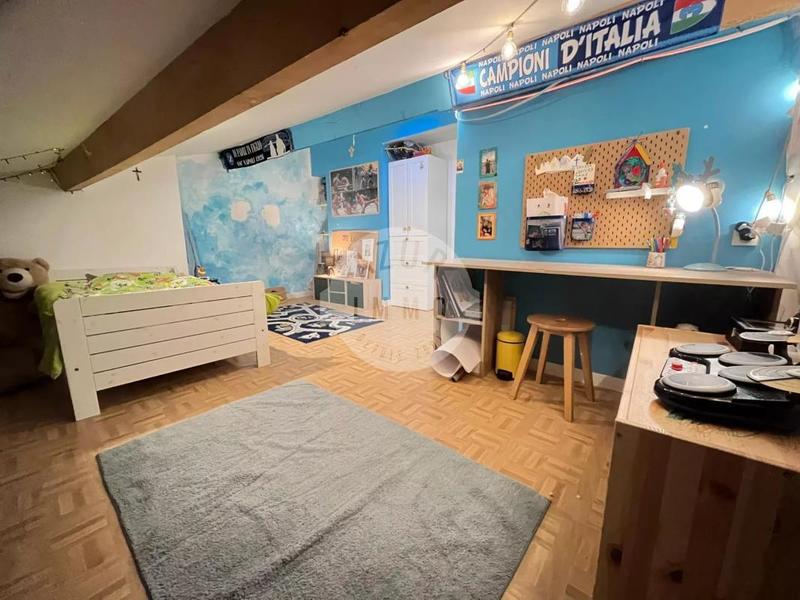 Appartement - 75 m² - 4 pièces