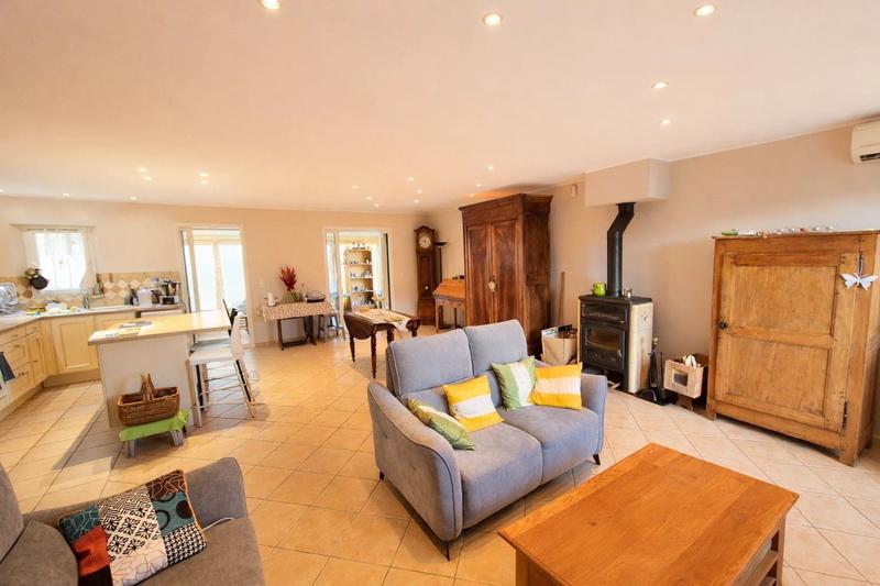 Maison - 106 m² - 5 pièces