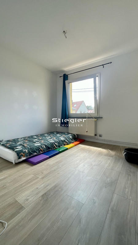 Maison - 95 m² - 4 pièces