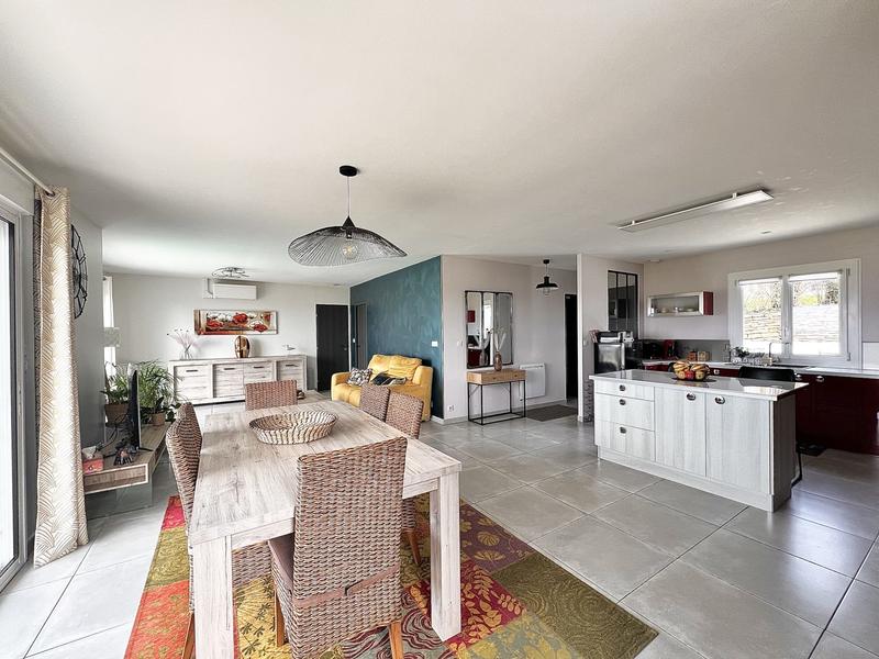 Maison - 125 m² - 4 pièces