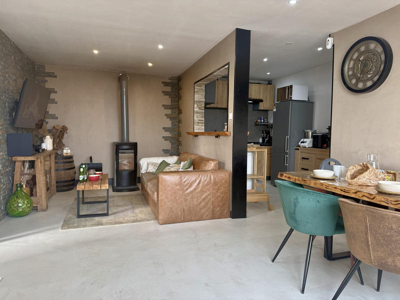 Maison - 93 m² - 4 pièces