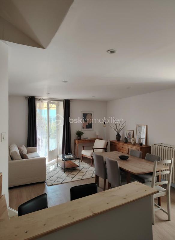 Maison - 77 m² - 3 pièces