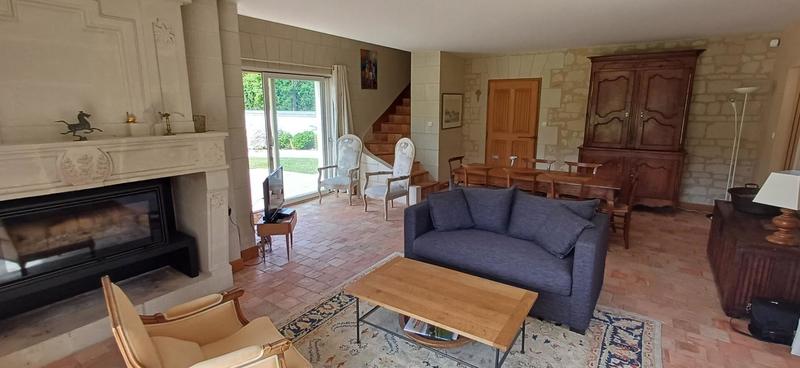 Maison - 260 m² - 6 pièces