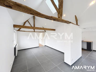 Maison traditionnelle - 104 m² - 4 pièces